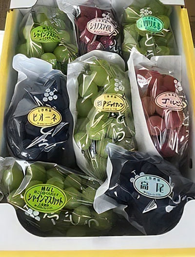 ●4kg箱（6～8房）　8,600円～
